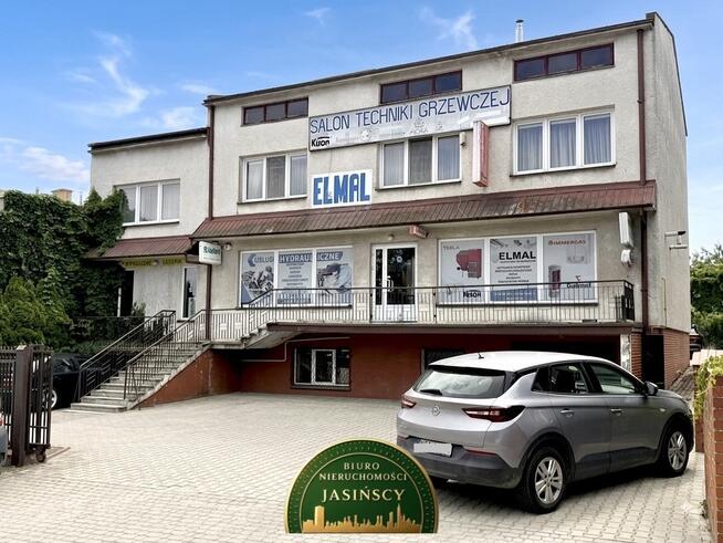 Lokal handlowo-usługowy, część mieszkalna, garaże