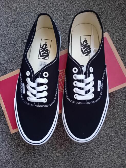 Nowe oryginalne czarne trampki VANS Authentic rozmiar 40