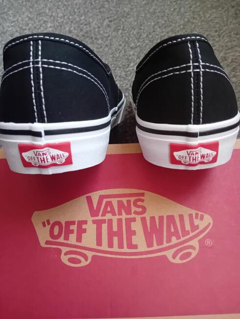 Nowe oryginalne czarne trampki VANS Authentic rozmiar 40