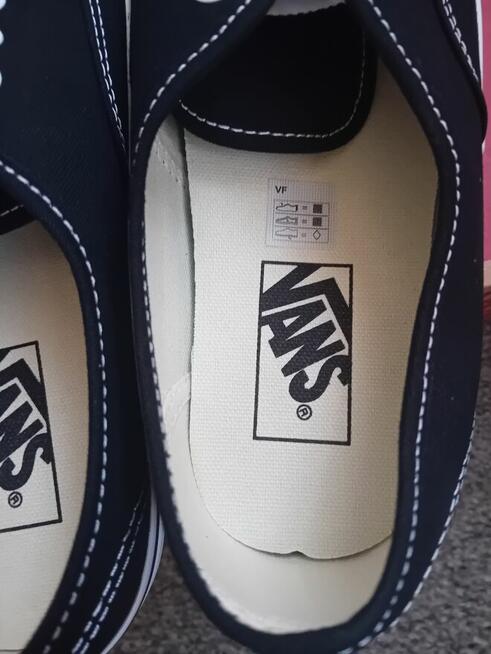 Nowe oryginalne czarne trampki VANS Authentic rozmiar 40