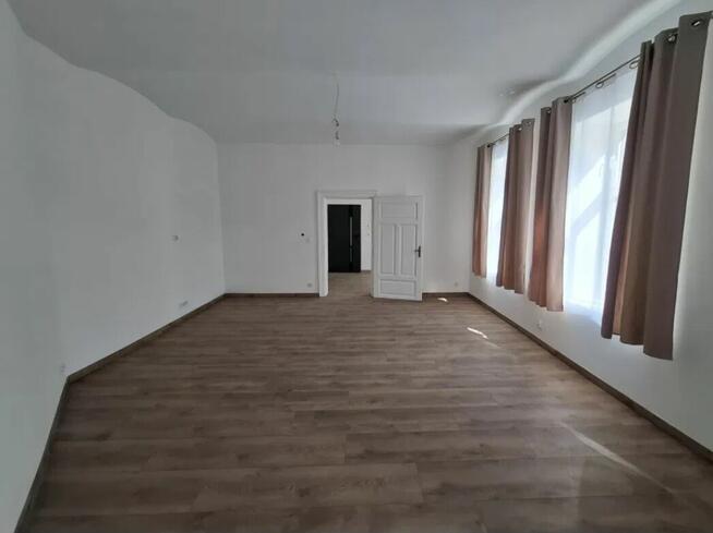 Sprzedam BEZCZYNSZOWE mieszkanie w centrum Cieszyna 39.96m2
