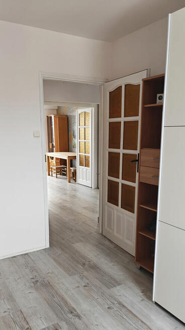 Bezpośrednio | Jasne, 2-pokojowe mieszkanie 51 m² z loggią