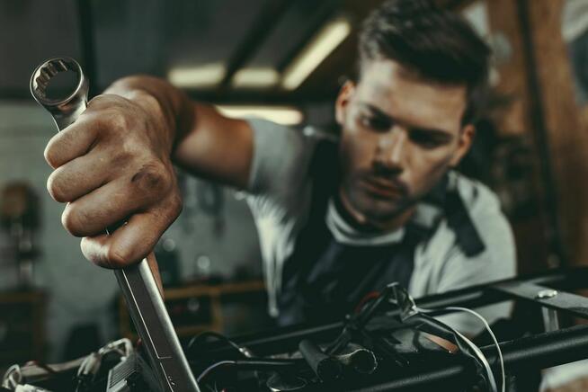 Mechanik, mechatronik samochodowy (m/k/i) -Schwerin-AS-GK-DE