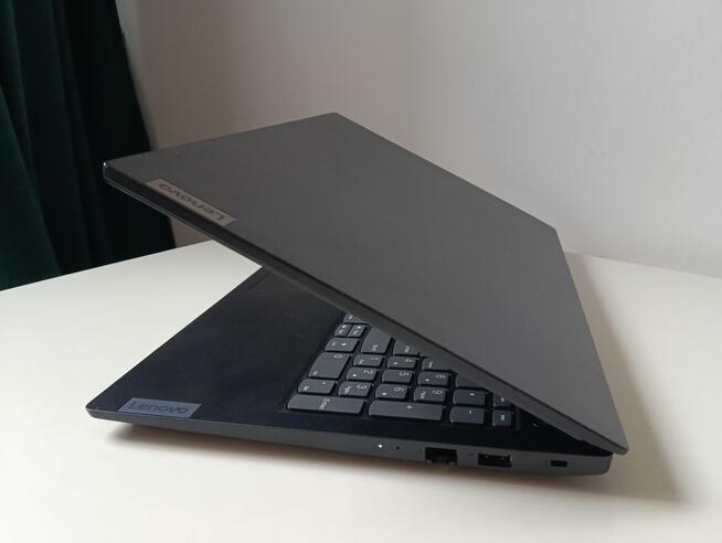 Lenovo V15 G2 ITL/ i3-1115G4/15,6FHD/8GB DDR4/SSD/PL/Win.11