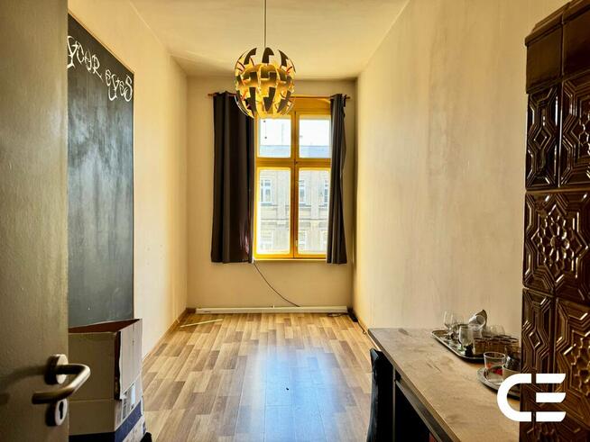 Nadodrze | 77,39 m² | do remontu | 549 tys.