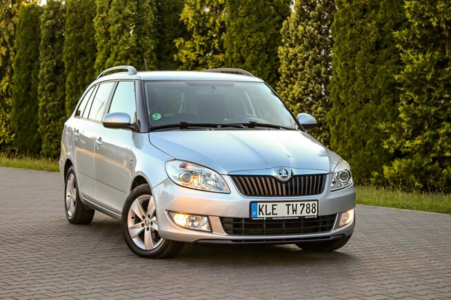 Škoda Fabia 105KM Podgrzewane Fotele Klimatronik Aux Parktronik Tempomat