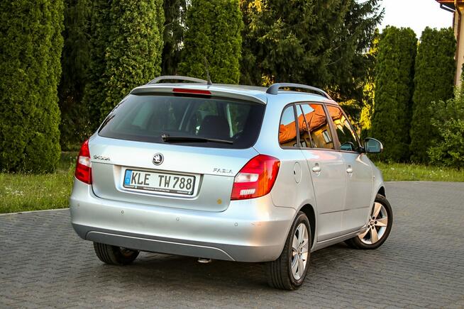 Škoda Fabia 105KM Podgrzewane Fotele Klimatronik Aux Parktronik Tempomat