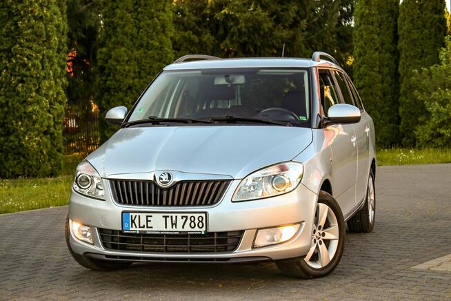 Škoda Fabia 105KM Podgrzewane Fotele Klimatronik Aux Parktronik Tempomat