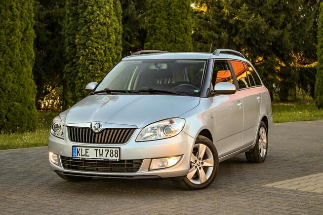 Škoda Fabia 105KM Podgrzewane Fotele Klimatronik Aux Parktronik Tempomat