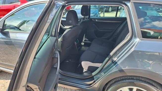 Škoda Octavia Skout, 2.0 180KM, 4x4, DSG