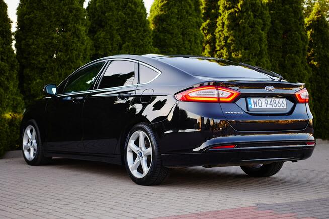 Ford Mondeo 2.0TDCI_TITANIUM_Kamera_El.klapa_Navi_Skóra_Automat