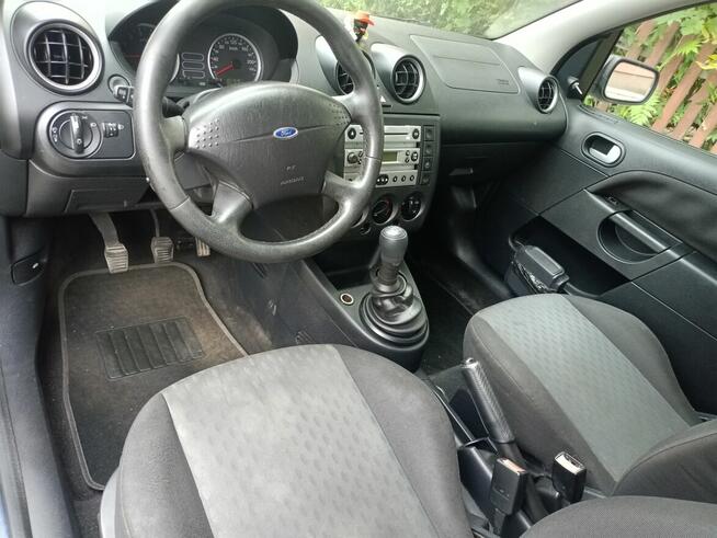 Ford Fiesta mk6 1.4