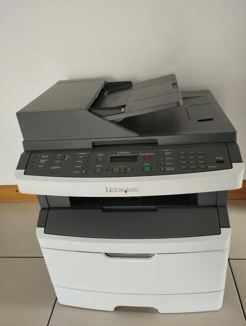 Drukarka biurowa przebieg 4700 stron plus toner na 18000 str