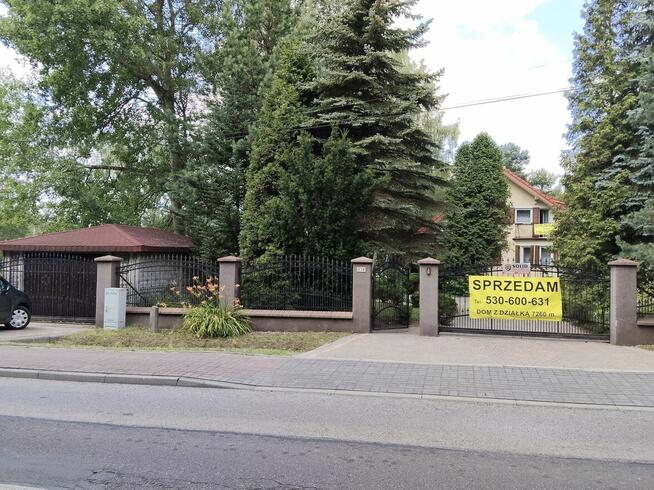 Dom parterowy 248 m2 z dużą działką piękna okolica poddasze