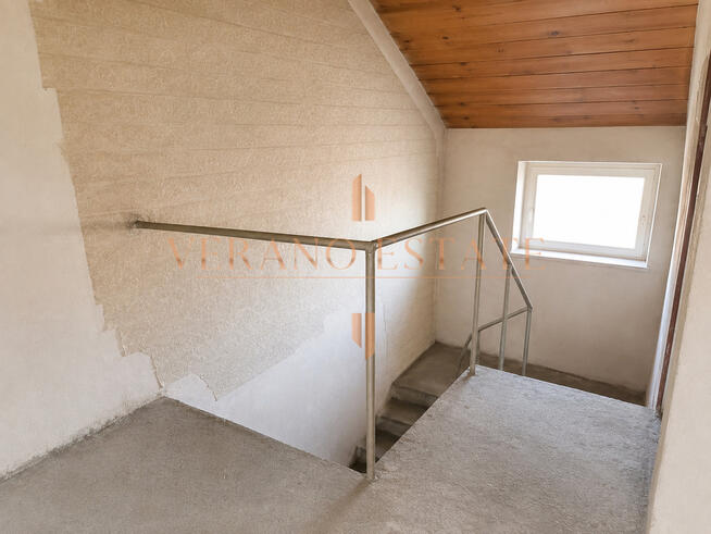 Dom 180m2 do remontu, w cenie mieszkania. Okazja!!