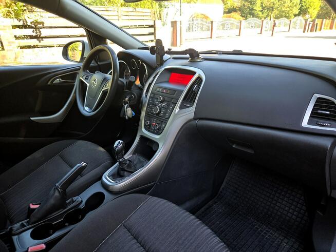 Opel Astra HB 1.6 Benz. 115KM 2010r Tempomat, Grzane Fotele, Manual
