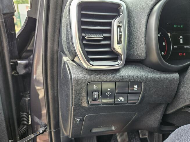 Kia Sportage Klimatronic x 2 / Nawigacja / Tempomat / Kamera / 6 biegów