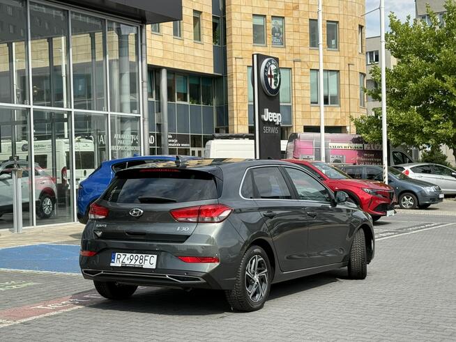 Hyundai i30 1.0 T-GDI 120km smart podgrzewane fotele i kierownica kamera fv23%