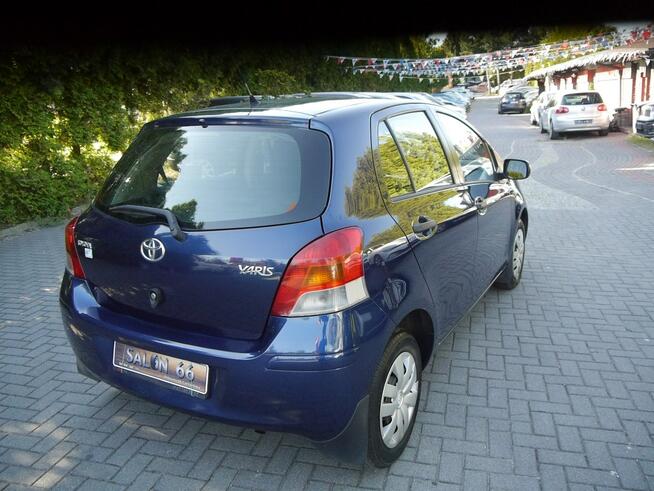 Toyota Yaris Salon Polska Stan b.dobry klima bez rdzy i korozji bezwyp Gwarancja 12