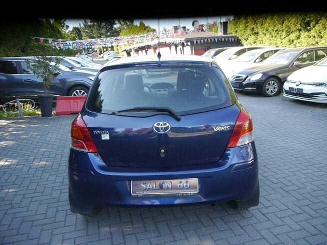 Toyota Yaris Salon Polska Stan b.dobry klima bez rdzy i korozji bezwyp Gwarancja 12