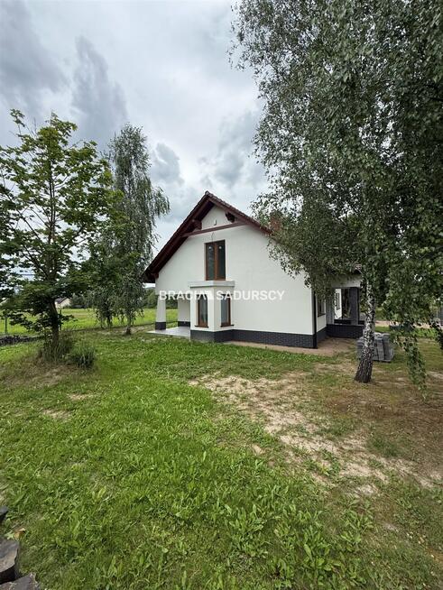 Dom Rybna gm. Czernichów, Słonecznikowa