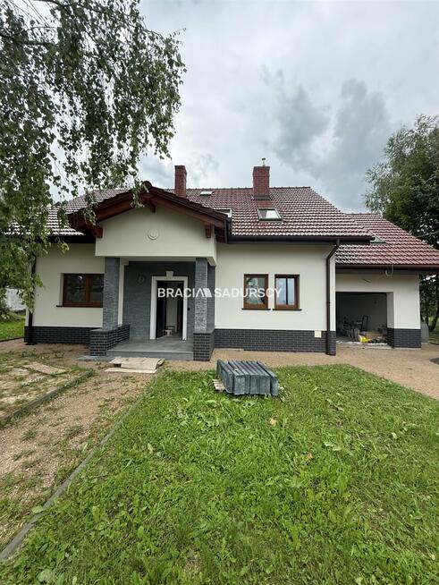 Dom Rybna gm. Czernichów, Słonecznikowa