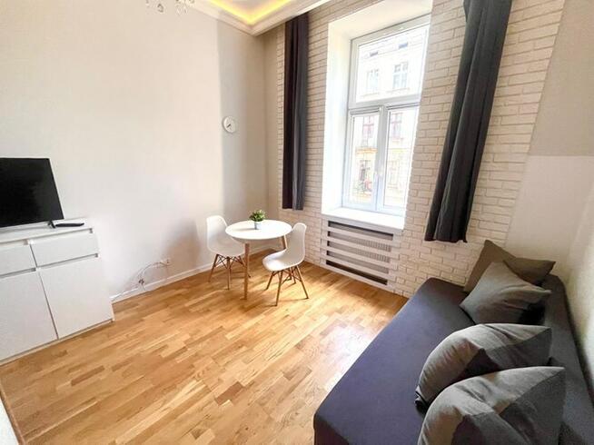 Studio, Mielczarskiego 16, blisko Manufaktury