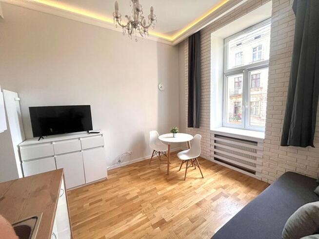 Studio, Mielczarskiego 16, blisko Manufaktury