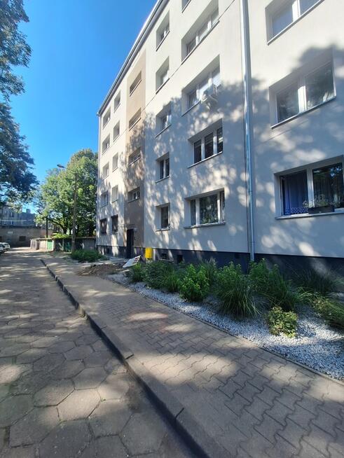 2 pokoje/ do odświeżenia/ ul.Reymonta 13