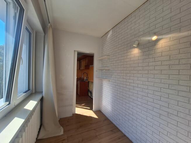 2 pokoje/ do odświeżenia/ ul.Reymonta 13