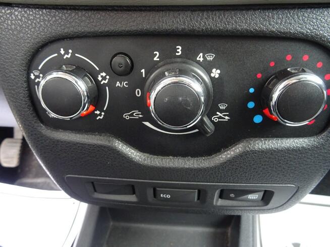 Dacia Lodgy Praktyczne , pojemne kombi z niezawodnym silnikiem za niską cenę.