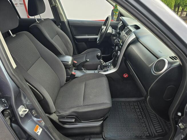 Suzuki Grand Vitara 1.9 DDiS Napęd 4x4 Hak Klimatyzacja Jeden właściciel od 2018 roku