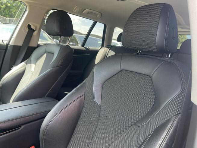BMW 520 Sport Line XDrive Skóra Kamera HAK Podgrzewanie 190KM