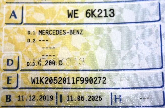 Mercedes C 200 Exclusive FV23% 160KM ASO Navi LED Grz.Fotele El.Klapa Gwarancja