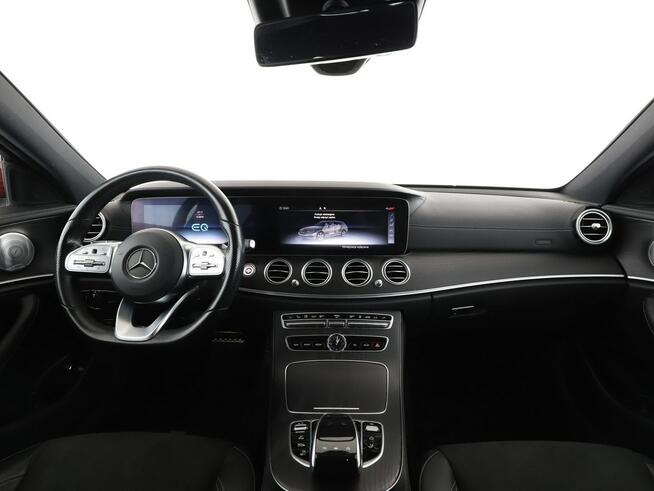 Mercedes E 300 phev full led burmester navi kamera virtual automat grzane fotele amg