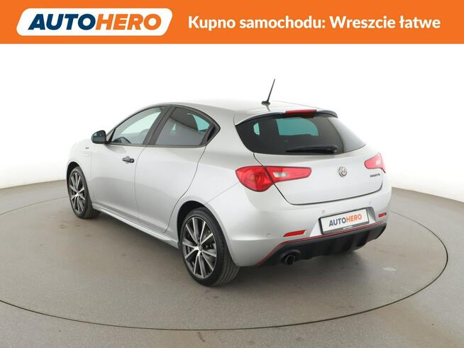 Alfa Romeo Giulietta navi klima auto czujniki parkowania