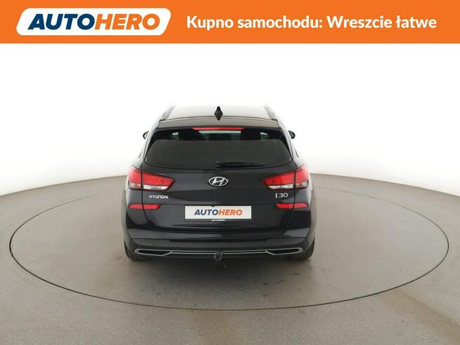 Hyundai i30 automat kamera grzane fotele navi LED tempomat