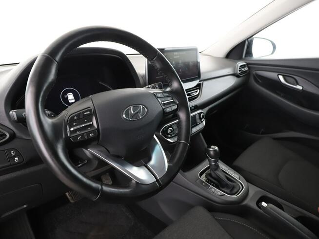 Hyundai i30 automat kamera grzane fotele navi LED tempomat