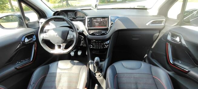 Peugeot 208 GT, stan bdb.