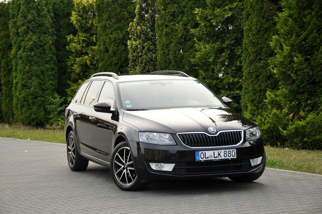 Škoda Octavia 2.0TDI(150KM)*Duża Navi*Welur*Reling*DSG*F1*Parktronik*Alu17"ASO