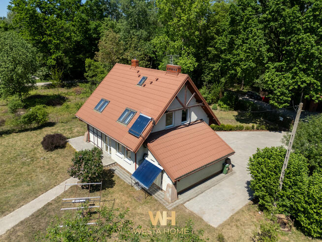 Dom Henryków-Urocze gm. Piaseczno, Leszczynowa