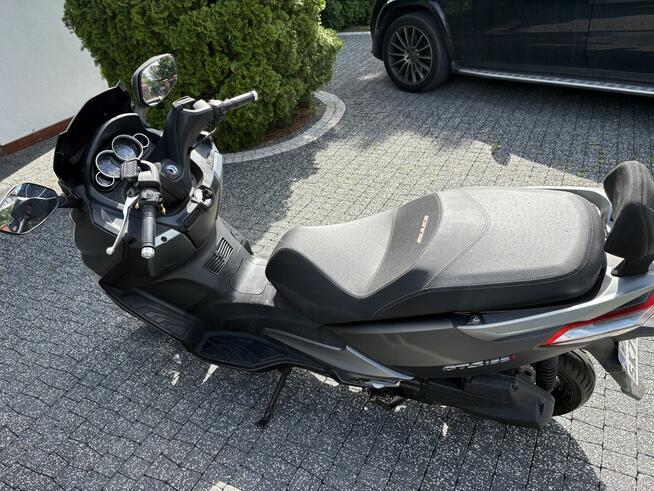 Syndyk sprzeda - skuter SYM GTS 125i