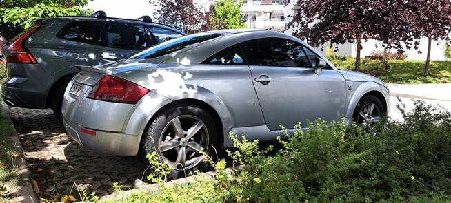 Tytuł ogłoszenia: Audi TT 8N 1.8T 180KM – Kultowy klasyk