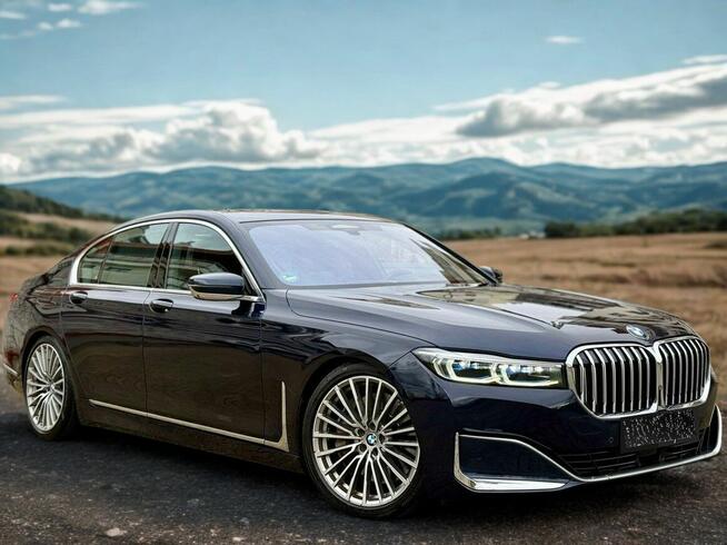 BMW 750i xDrive – Auto do Ślubu | Transfery VIP