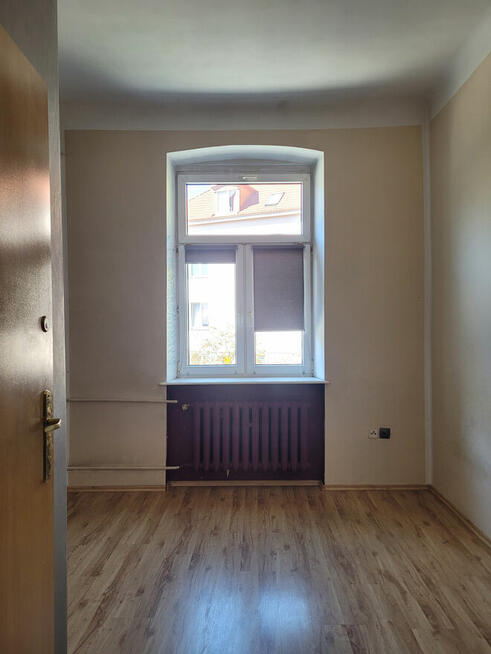 3-pokojowe mieszkanie w centrum Włocławka (pierwsze piętro)