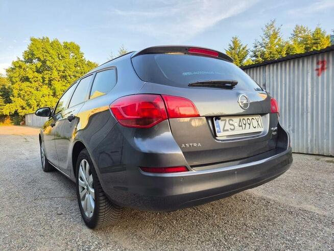 Opel Astra J Sports Tourer Cosmo 1.7 CDTI 125 KM FV23%