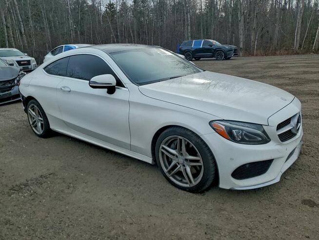 Mercedes-Benz C 0.0 2017 300 4MATIC