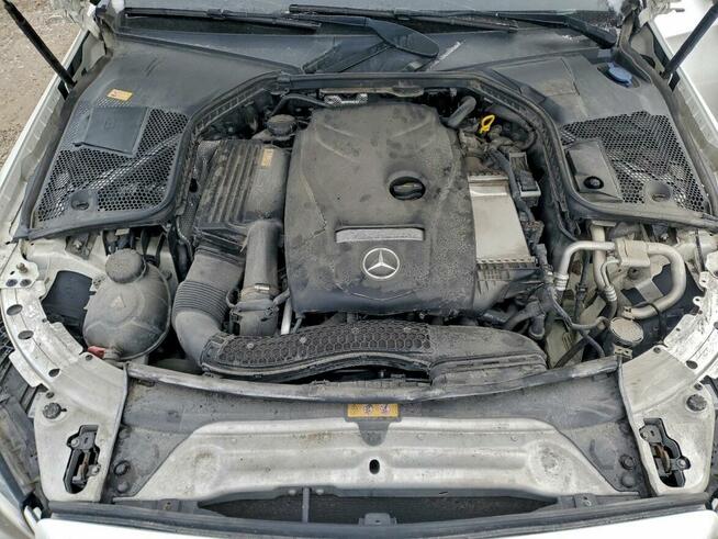 Mercedes-Benz C 0.0 2017 300 4MATIC