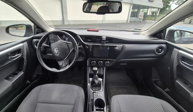 Toyota Corolla 1.6 Sedan 2018, pierwsza rejestracja 2019
