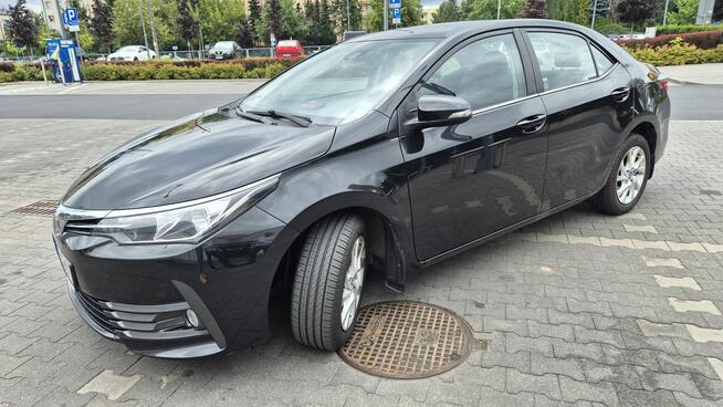 Toyota Corolla 1.6 Sedan 2018, pierwsza rejestracja 2019